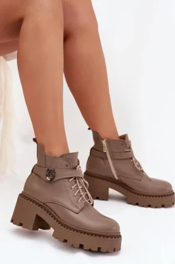 Skórzane Botki Damskie Na Klocku Z Ozdobnym Paskiem Ocieplane Zazoo 60557 Ciemnobeżowe