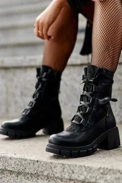 Skórzane Botki Damskie Z Wiązaniem Czarne Doreli