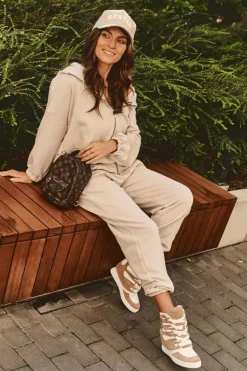 Skórzane Botki Na Koturnie Sznurowane Beżowe Amria