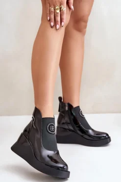 Skórzane Botki Na Koturnie D&A MR880-137 Czarne