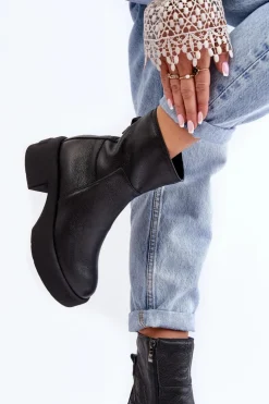 Skórzane Botki Na Niskim Obcasie Czarne Lemar Volavola