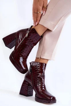 Skórzane Botki Na Obcasie Krokodyli Wzór Bordowe Alienore