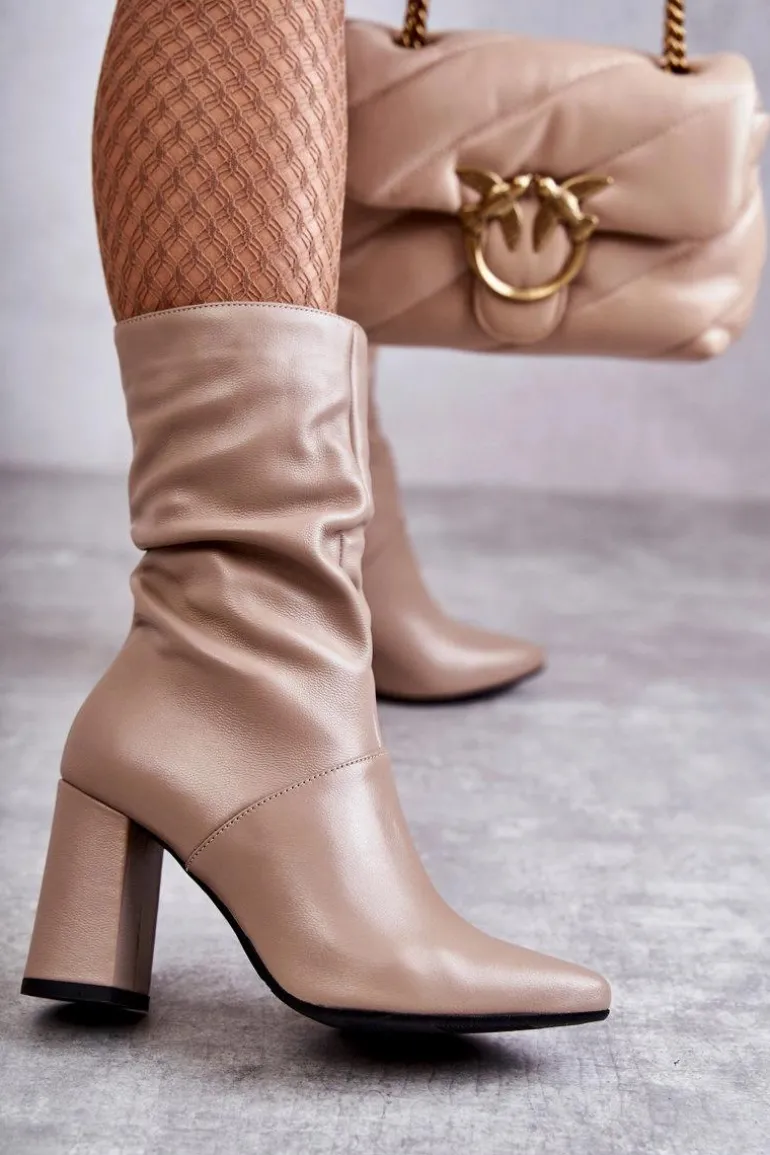 Skórzane Botki Na Obcasie Laura Messi 2560 Beżowe