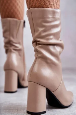 Skórzane Botki Na Obcasie Laura Messi 2560 Beżowe