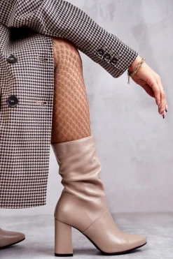 Skórzane Botki Na Obcasie Laura Messi 2560 Beżowe