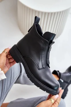 Skórzane Botki Na Płaskim Obcasie Ocieplane Czarne Komisa