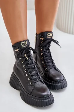 Skórzane Botki Na Platformie Na Zamek Z Ozdobną Kłódką CheBello 4517 Czarne
