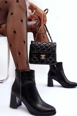 Skórzane Botki Na Słupku Czarne Popilla
