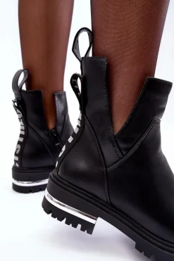 Skórzane Botki Na Suwak Z Wycięciami Czarne Flicha