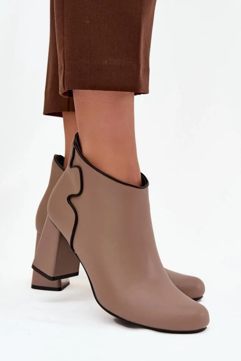 Skórzane Botki Ocieplane Na Słupku Beżowe Ivessara