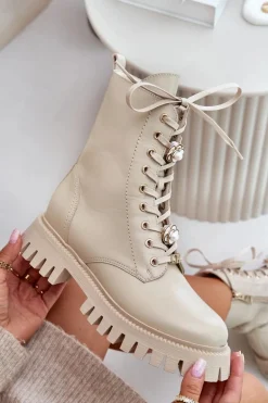 Skórzane Botki Workery Z Przypinkami Na Zamek CheBello 4553 Beżowe