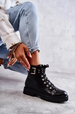 Skórzane Botki Z Ozdobnym Paskiem Czarne Sabine