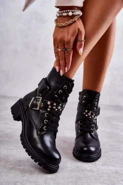 Skórzane Botki Z Paskiem I Ćwiekami Czarne Lanelly