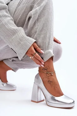 Skórzane Czółenka Na Masywnym Obcasie Srebrne Rosalia