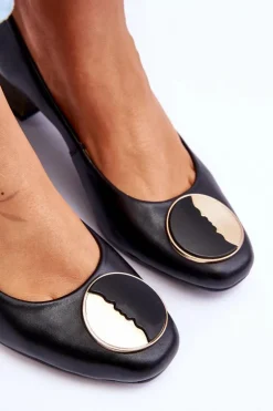 Skórzane Czółenka Na Niskim Obcasie Maciejka 05960-01 Czarne