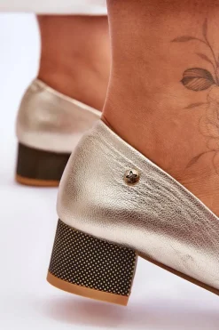 Skórzane Czółenka Na Niskim Obcasie Maciejka 05960-25 Złote