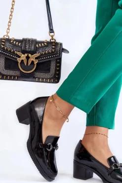 Skórzane Czółenka Na Słupku Z Ozdobą Czarne Semila