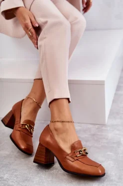 Skórzane Czółenka Z Łańcuchem Laura Messi 2514 Camel