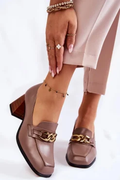 Skórzane Czółenka Z Łańcuchem Laura Messi 2514 Beżowe