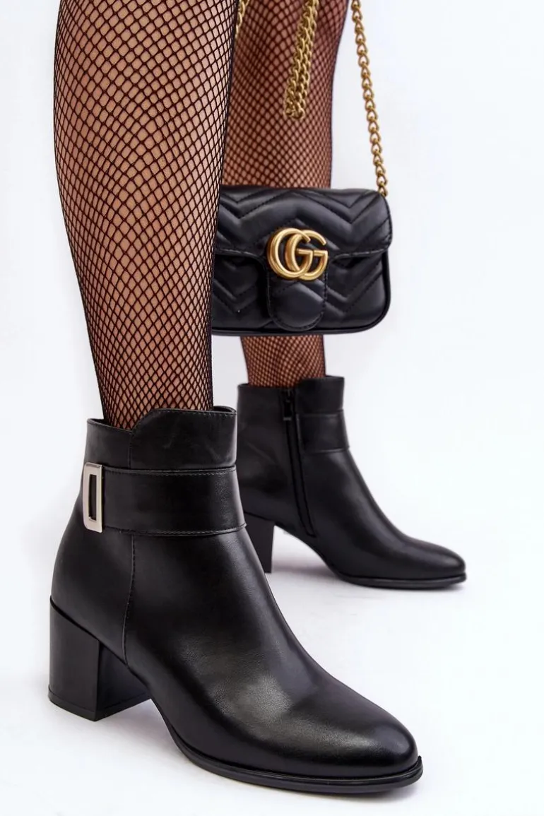 Skórzane Damskie Botki Na Słupku Czarne Starines