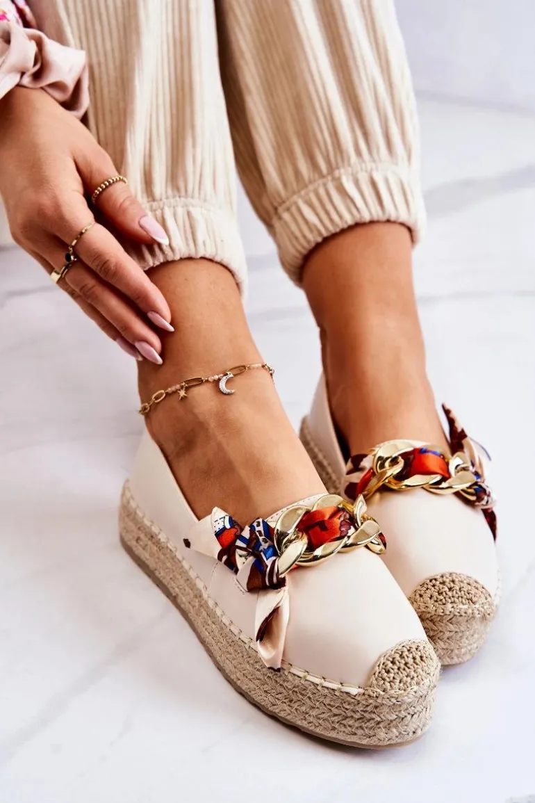 Skórzane Damskie Espadryle Z Łańcuchem Jasnobeżowe Fancy