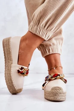 Skórzane Damskie Espadryle Z Łańcuchem Jasnobeżowe Fancy