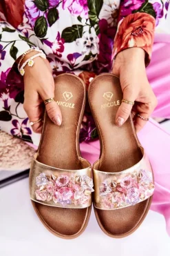 Skórzane Damskie Klapki Z Ozdobą Nicole 2726 Złote