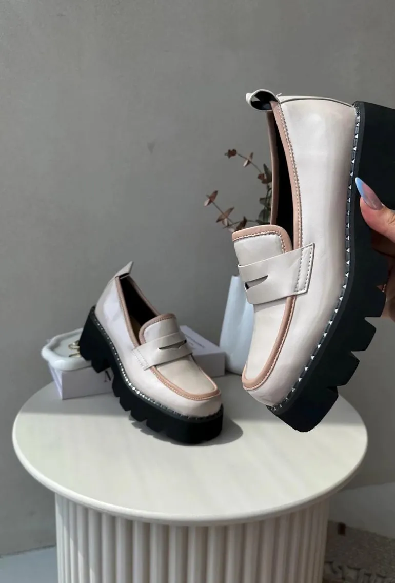 Skórzane Damskie Mokasyny D&A MR870-32 Beżowe