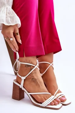 Skórzane Damskie Sandały Na Słupku Białe Seyna