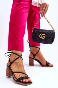 Skórzane Damskie Sandały Na Słupku Czarne Seyna