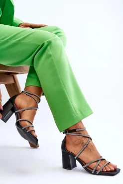 Skórzane Damskie Sandały Z Cyrkoniami Na Obcasie Czarne Liviano