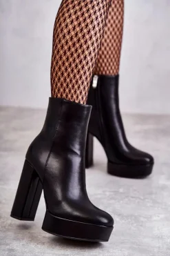 Skórzane Gładkie Botki Na Słupku Czarne Kaysa