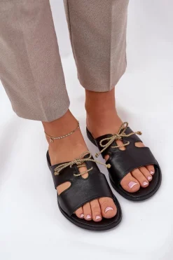 Skórzane Klapki Damskie Na Płaskim Obcasie Zazoo 3022 Czarne