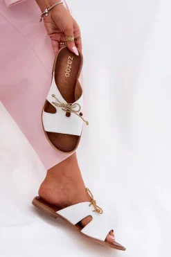 Skórzane Klapki Damskie Na Płaskim Obcasie Zazoo 3022 Białe