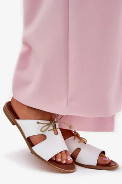 Skórzane Klapki Damskie Na Płaskim Obcasie Zazoo 3022 Białe