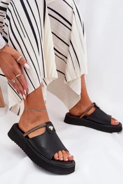 Skórzane Klapki Damskie Na Platformie Z Ozdobnym Paskiem D&A MK51-475 Czarne