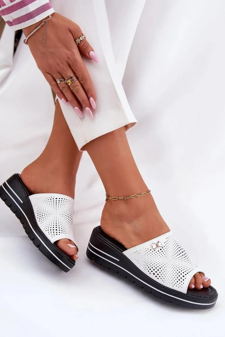 Skórzane Klapki Damskie Na Koturnie Vinceza 41477 Białe