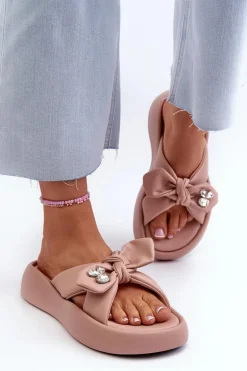 Skórzane Klapki Damskie Na Platformie Różowe GOE NN2N4109