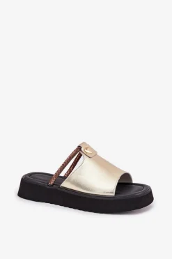 Skórzane Klapki Damskie Na Platformie Z Ozdobnym Paskiem D&A MK51-475 Złote