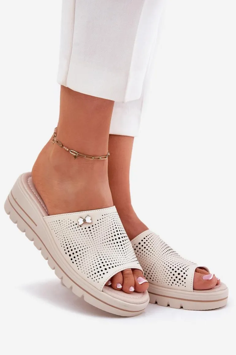 Skórzane Klapki Damskie Na Koturnie Vinceza 41477 Beżowe