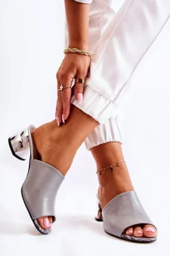 Skórzane Klapki Damskie Na Obcasie Szare Perry