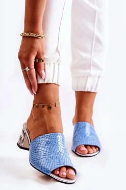 Skórzane Klapki Damskie Wzór Krokodyl Na Obcasie Niebieskie Perry