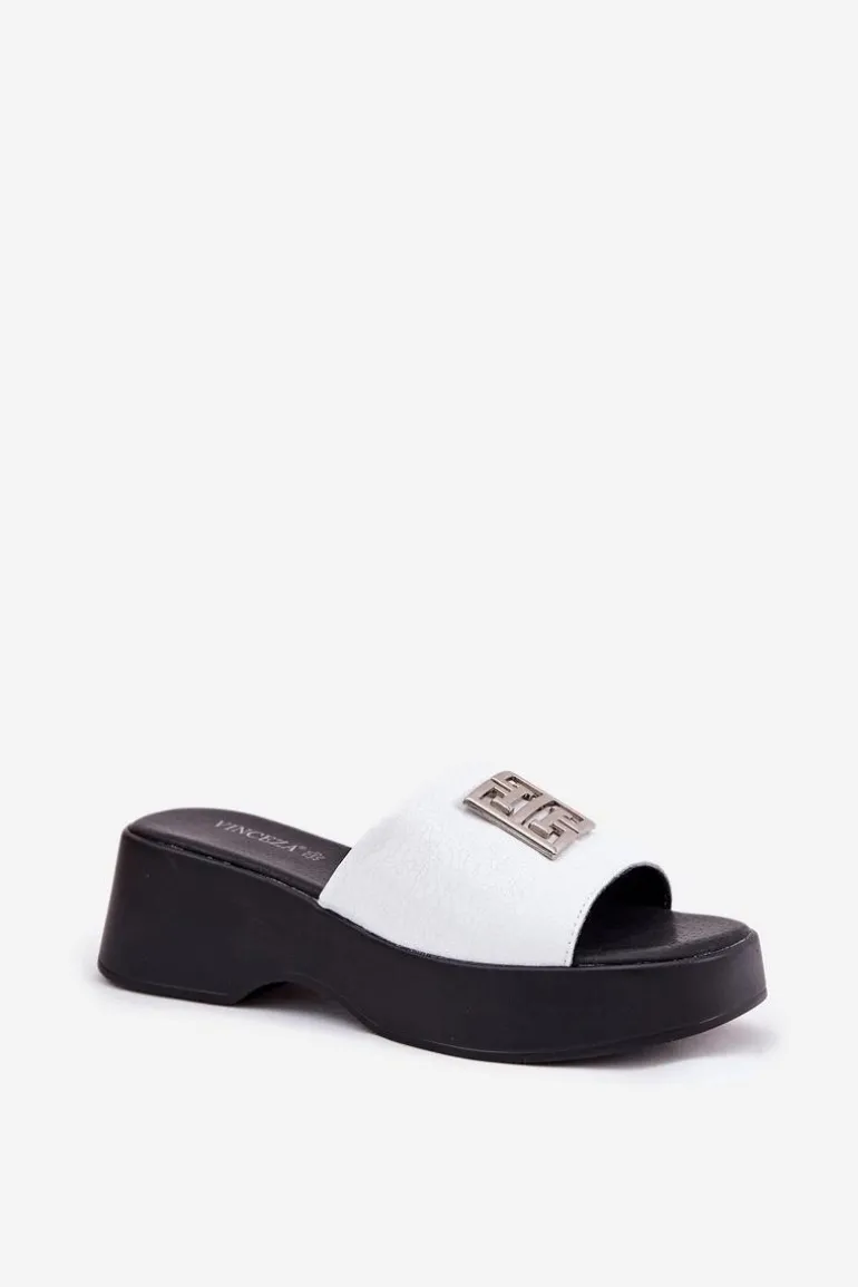 Skórzane Klapki Damskie Z Ozdobą Vinceza 79526 Białe