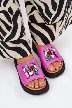 Skórzane Klapki Damskie Z Ozdobą Fuksja Asames