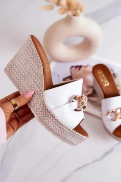 Skórzane Klapki Na Koturnie Lewski 3062 Białe