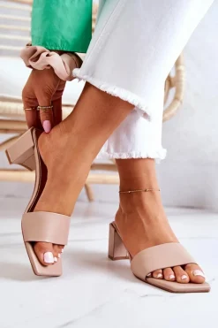 Skórzane Klapki Na Obcasie Beżowe Netty