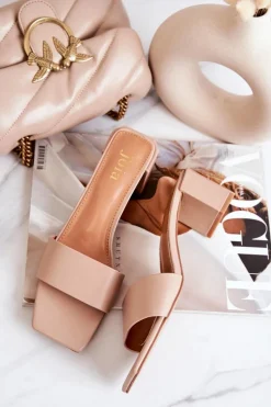 Skórzane Klapki Na Obcasie Beżowe Netty