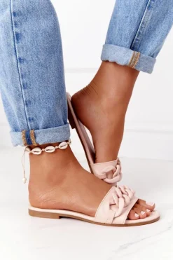 Skórzane Klapki Z Łańcuchem Beżowe Step By Step