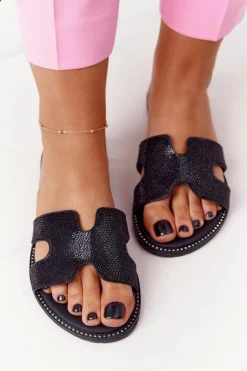 Skórzane Klapki Z Cyrkoniami Czarne Modena