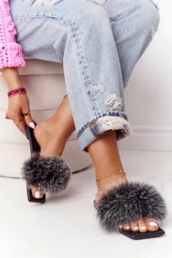 Skórzane Klapki Z Futerkiem Czarno-Białe Love You So